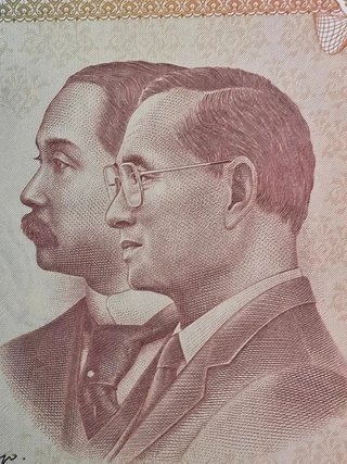 Correlativos.  Billetes Tailandia 100 Baht 1996 .