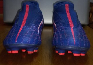 Botas de fútbol niño talla 34