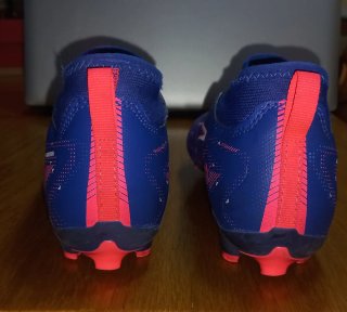 Botas de fútbol niño talla 34