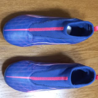 Botas de fútbol niño talla 34