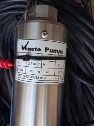 Bomba pozo con boyas y cuadro eléctrico