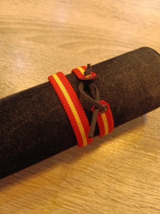 Pulsera de España con cinta y cuero