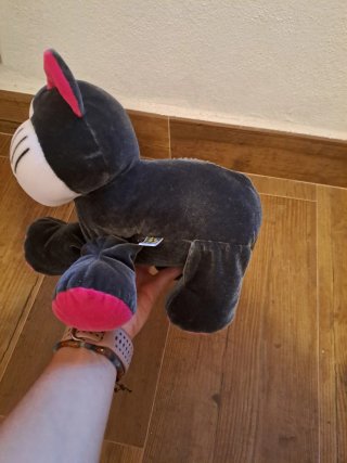 Peluche de Gato Negro y Rosa