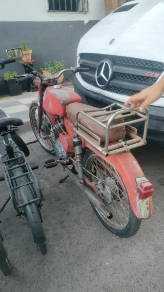 Lote de 6 motos antiguas sin papeles
