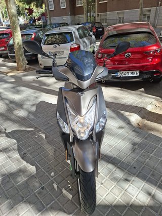 Kymco Agility City 125 2022 Negra/Marrón