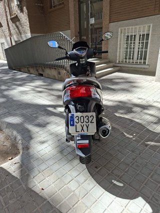 Kymco Agility City 125 2022 Negra/Marrón