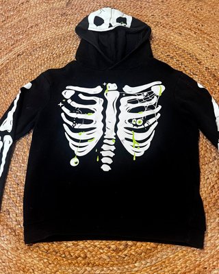 Sudadera Kiabi Negra Esqueleto 12A