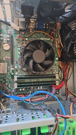 PC Acer Veriton i5-2400 12GB RAM HDD 500Gb