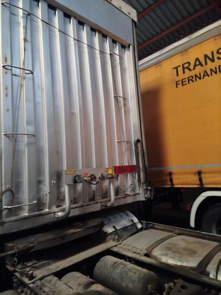 Conjunto completo Scania R450+Tauliner