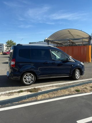 Ford Tourneo Courier 2017