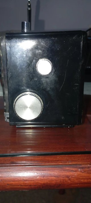 Radio Super Atlas AM/FM para piezas no funciona