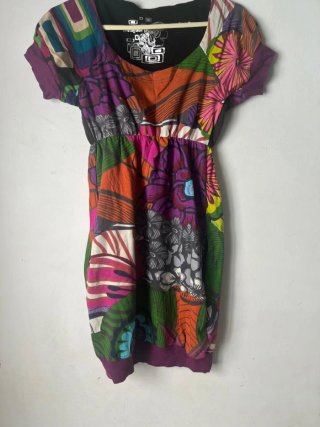 Vestido corto estampado Desigual