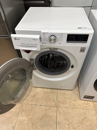 Lavadora Secadora LG Direct Drive 8/5kg