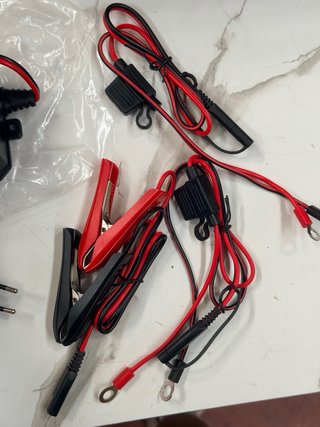 Cargador de Baterías 12V 5A ECO-WORTHY