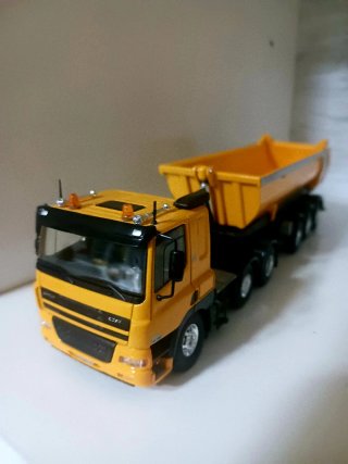 Modellino DAF CF Tekno 1:50
