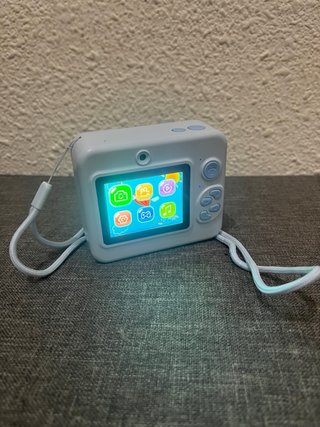 Cámara Instantánea con Pantalla LCD 2.4