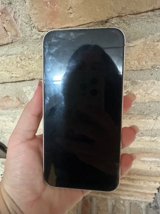 iPhone 13 128GB 75% Batería
