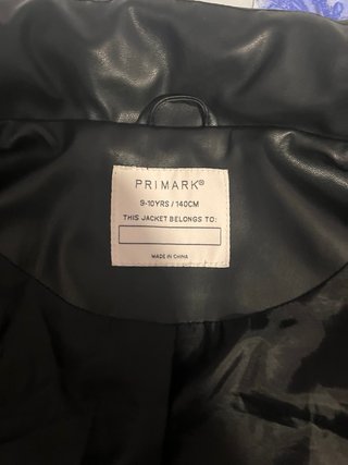 Chaqueta acolchada efecto piel negra, Primark S