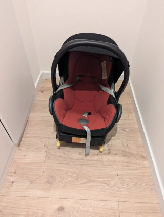 Maxi-Cosi CabrioFix con Base ISOFIX