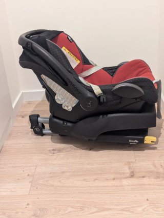Maxi-Cosi CabrioFix con Base ISOFIX