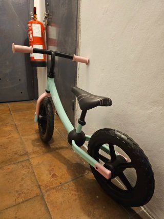 Bicicleta sin pedales Kinderkraft