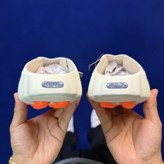 Nike Mind Mules Beige Naranja