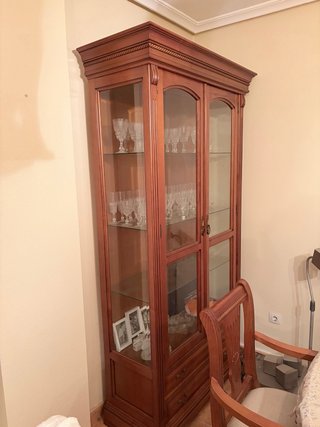 Vitrina madera roble maciza