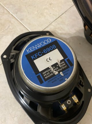 Altavoces Kenwood 6x9 de 4 vías