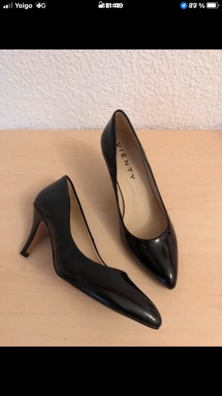 Zapatos Vienty de Charol Negro