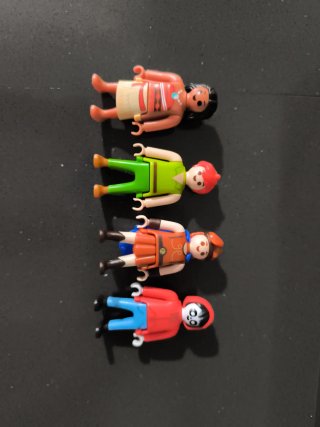 Figuras Kinder Disney