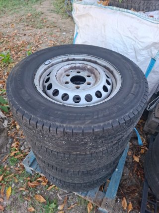 Set de 4 Neumáticos Michelin con Llantas