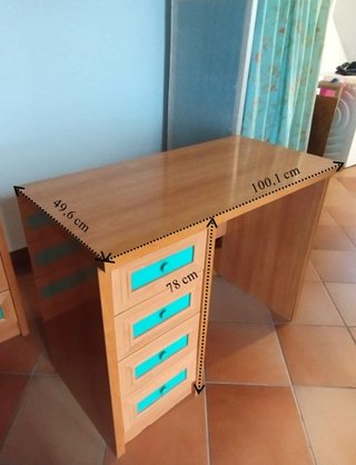 Conjunto escritorio y cómoda