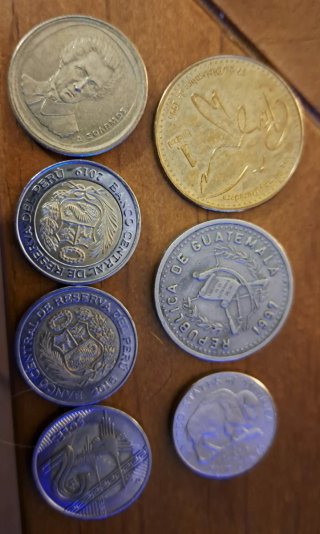 7 Monedas Extranjeras: Perú, Grecia, EEUU
