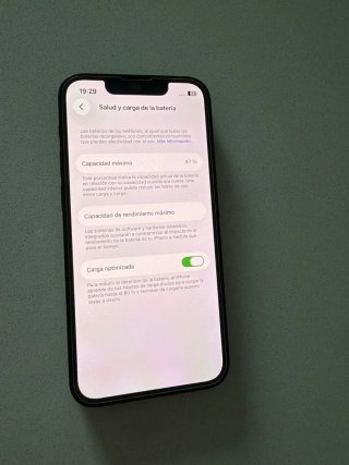 iPhone 13 mini 128GB. Color negro.