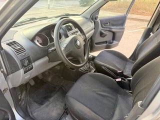 Suzuki Ignis 2004