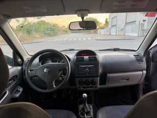 Suzuki Ignis 2004
