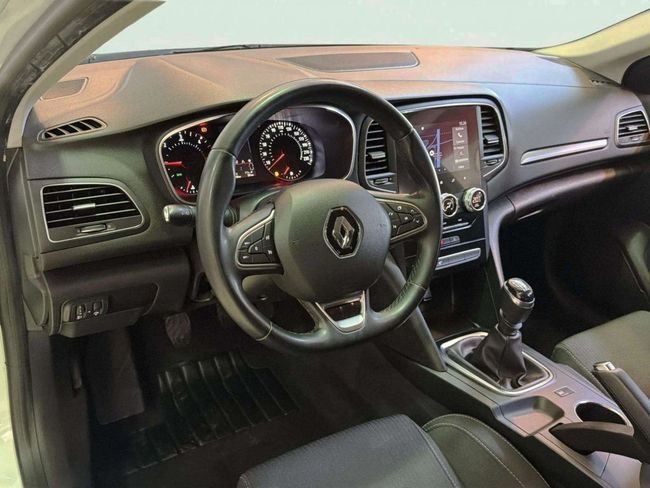 Renault Mégane 2022, foto 11