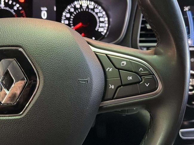 Renault Mégane 2022, foto 19