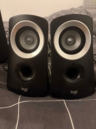 Altavoces Logitech Z313