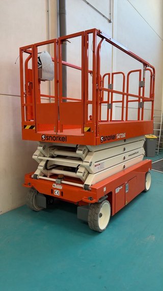 Plataforma Elevadora de Tijera Snorkel S4726E