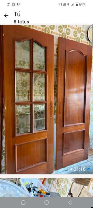 Puerta de madera con cristal20 €cada  una