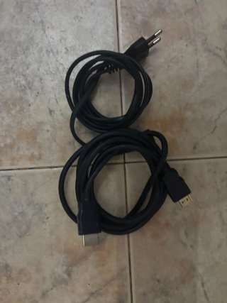 PS4 Slim + 2 controller + 8 giochi