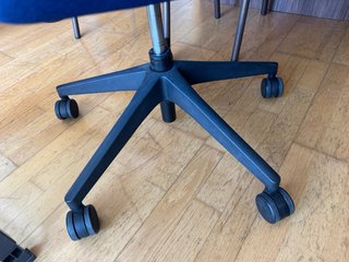 Silla de oficina Actiu Trim50