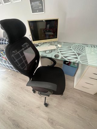 Escritorio de Cristal con Silla
