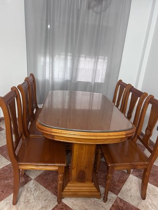 Conjunto de Mesa y 6 Sillas de Madera provenzal
