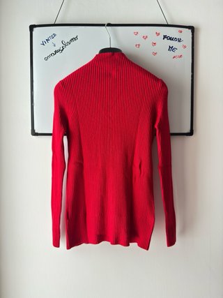 Maglia rossa collo alto