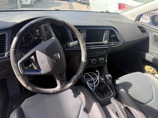 SEAT Leon Style Connect Blue