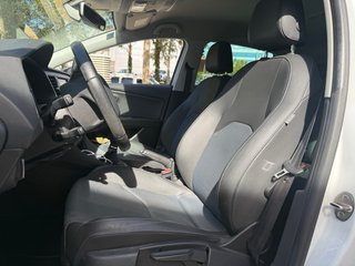 SEAT Leon Style Connect Blue