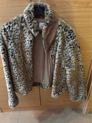 Abrigo peluche estampado leopardo Lefties