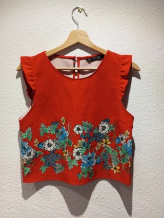 Top Zara Flores
